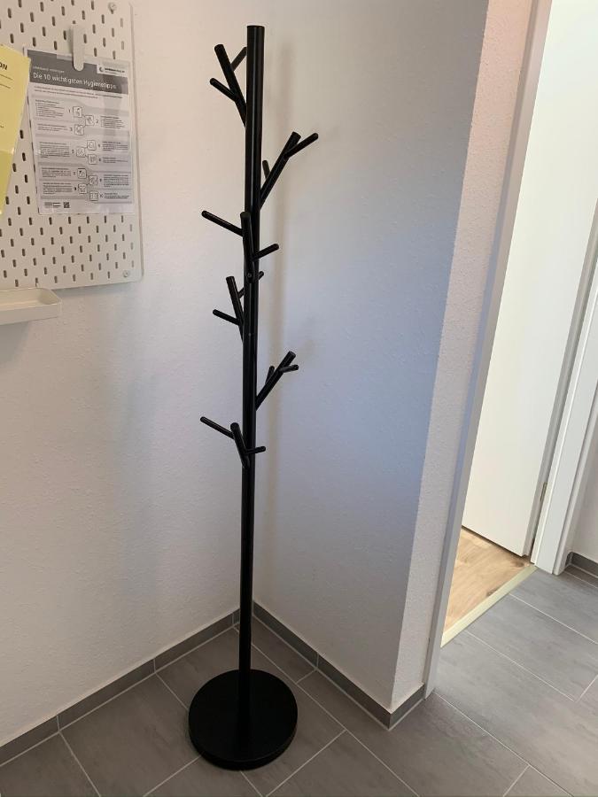 Top Modernes 1-Zimmer-Apartment mit Küche, Parkplatz, kostenfreiem WLAN und Netflix Bad Soden-Salmünster Exterior foto